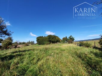 REZERVOVANÉ Rodinný dom s pozemkom 1950 m2 v obci Sklené - 5