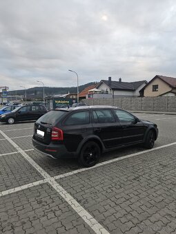 Škoda octavia II Scout 4x4 2.0 TDI - 5