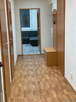 Slnečný 3 izbový byt na prenájom - 5