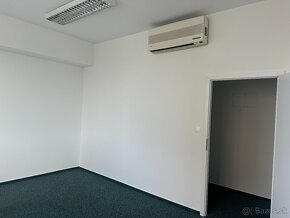 PRENÁJOM kancelárií Nám. SNP, od 20 m2 - 353 m2 - 5