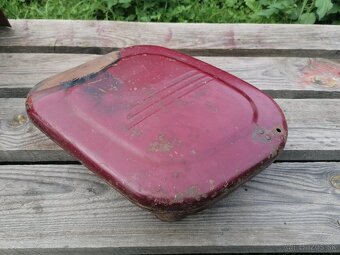 Kaslík na batériu na Jawa, CZ, 350, 250, 175, panelka - 5