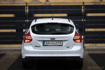 Ford Focus 1.0 - 5
