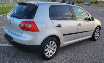 Predám Volkswagen Golf 5 1.9TDI 77KW 105Ps 5-st - 5