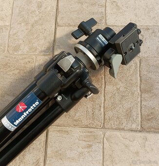 Manfrotto 190B Professional Tripod, guľová hlava, popruh 95€ - 5