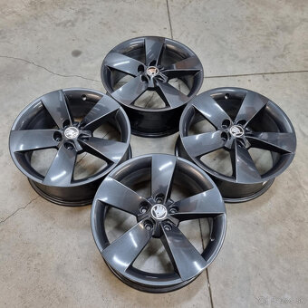 Hliníkové Škoda disky 5x112 R17 7J ET45 - 5