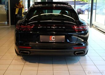 Porsche Panamera 4 Sport Turismo E-Hybrid Sport hybridní - 5