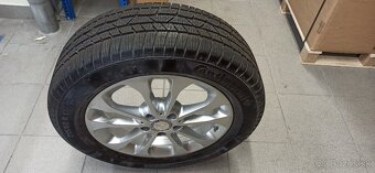 215/60 R17 Mercedes GLA - 5