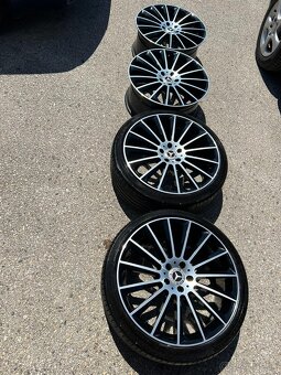 Kolesá s letnými pneumatikami na Mercedes-Benz r20 - 5