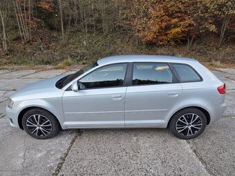 Audi A3 1.6 Premium - 5