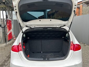 Seat Leon 2.0 TDI 103kW BMM Sport r.v.2010 - 5