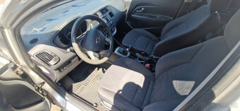 Lacno rozpredám Kia Rio na náhradné diely - 5