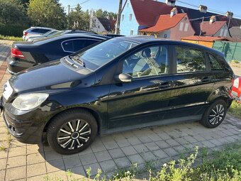 Mercedes Benz B 180 - 5