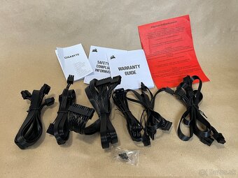 Gigabyte UD750 GM - 5