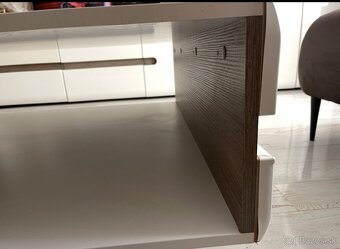 Konferenčný stolík - 5