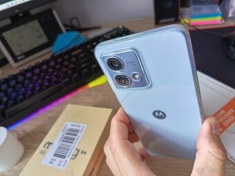 Motorola G84 5G - 5