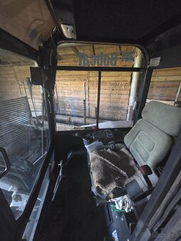 Predam Bobcat model 328 - 5