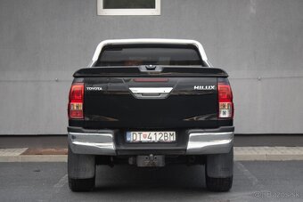 Toyota Hilux DC 2.4 I D-4D Executive A/T - 5