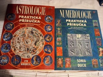 5 kusov naučných kníh - 5