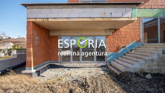 Exkluzívna rodinná vila na predaj - 5