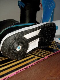 Predám snowboard Rossignol s topánkami Nike - 5