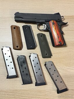 Sig Sauer 1911 .45acp - 5