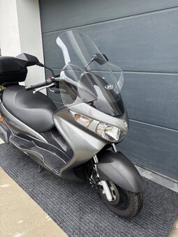 Suzuki Burgman 200i - 5