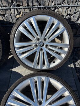 ✅ 5x112 r19 Sirius superb 3 octavia 3-4 - 5