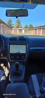 Predám Skoda Octávia 2 facelift - 5