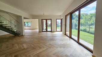 EXKLUZÍVNE Luxusná 6-izbová rodinná vila, terasy, dvojg - 5