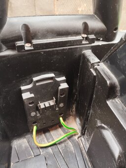 Detské elektrické autíčko - 5
