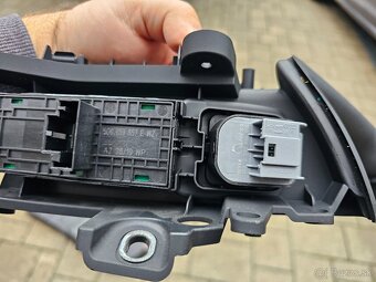 Volkswagen Passat B8 šoferov tapacír - 5