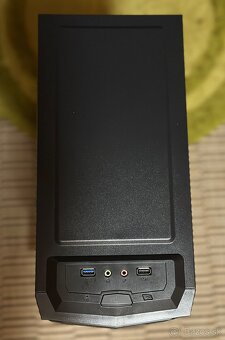 Zalman T4 - PC skriňa - REZERVOVANÁ - 5