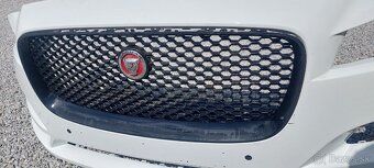 Jaguar f pace x 761 - 5