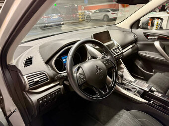 Mitsubishi Eclipse Cross 2021 1.5T Intense CVT 2WD + ťažné - 5