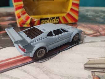 BMW M1 1:43 Solido - 5
