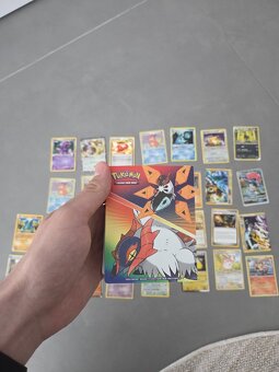 Pokemón Karty - 5