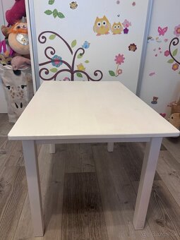 Ikea biely dreveny detsky stolik+2 stolicky - 5