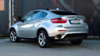 BMW X6 xDrive 30d 245k - 5