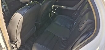 Toyota Yaris - 5