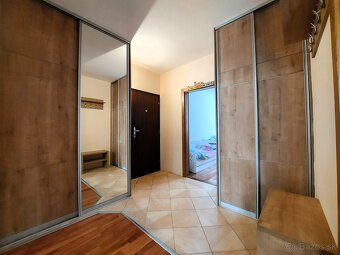 REZERVÁCIA EXKLUZÍVNE Tradičný 3+1 izbový byt, vynika - 5