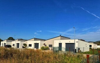 Cena : 269000 € 🏡 Moderné energeticky úsporné 4 domy - 5