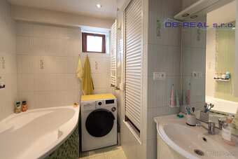 Predaj rekonštr. 3izb RD 90m2 tehla, nová strecha, pozemok 1 - 5