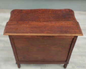 Komôdka holandská s 3 zásuvkami. - 5