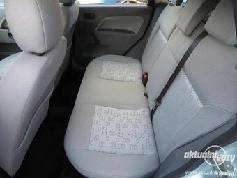 Dobrí deň Predám Ford fiesta 1.4 - 5