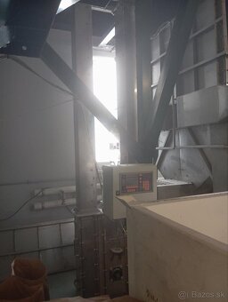 Priemyselný baliaci stroj na predaj - 5