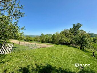 RADO | Krásny pozemok 2404m2 so stodolou, Horná Súča - Dúbra - 5