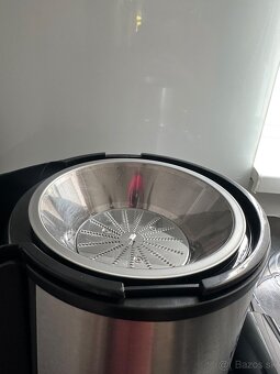 Odšťavovač Concept LO7026 čierny/nerez - 5