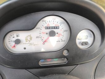 Predám skuter Peugeot elisseo 100 - 5