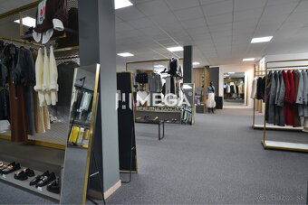 ODSTÚPENIE prevádzky - štýlový obchod s oblečením - mesto Hu - 5