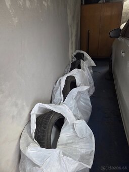 Bridgestone Letné 245/40R19 -94W - 5